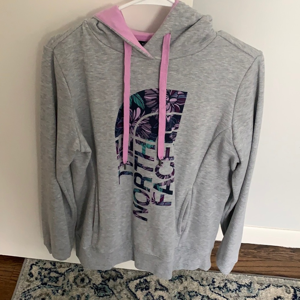 Medium North Face hoodie